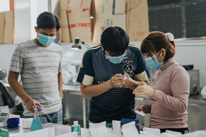 What To Expect When Working With a Dental Lab
